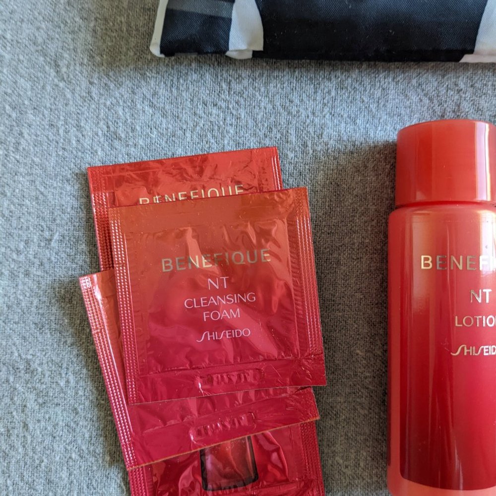 Shiseido Benefique Skincare Bundle - Picture 5 of 5